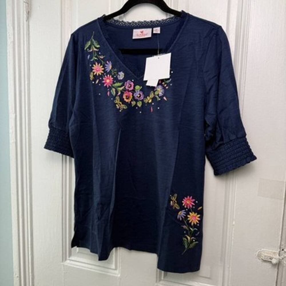 Quacker Factory Floral Embroidered Top Womens Medium Navy Blue New With Tags